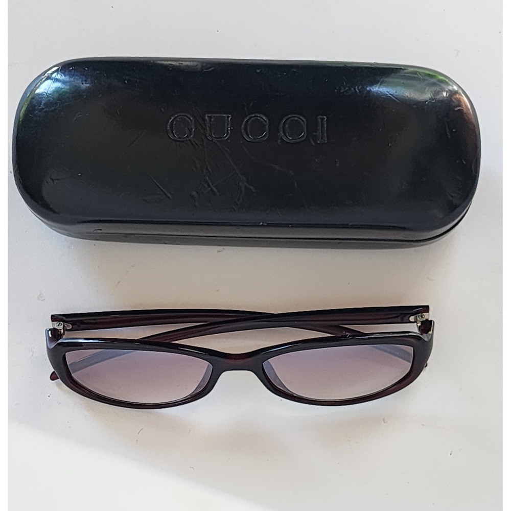 Gucci Vintage GG 2498/S Burgundy Oval Sunglasses Case Made in Italy 53-15-130